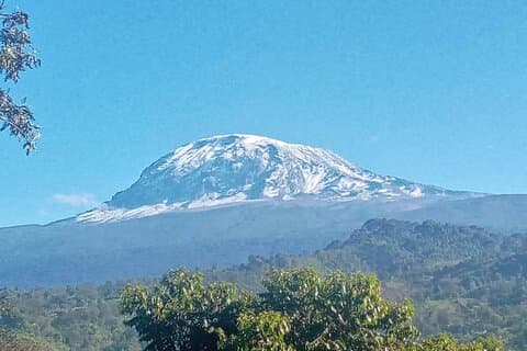 6 Days Private Classic Kilimanjaro Climb Machame Route