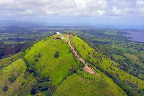 Round Mountain and Esmeralda Beach Tour from Uvero Alto