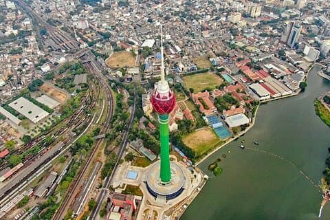 Return Airport Transfers & Half Day Colombo City Tour