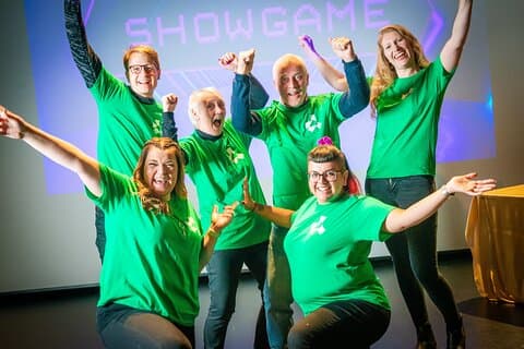 Showgame: ブライトン、サセックス、ロンドンでのチーム活動
