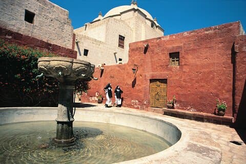 Tour de 4 días por Arequipa y el Cañón del Colca