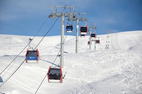 Private Gudauri Ski Resort & Snow Adventure Tour from Tbilisi