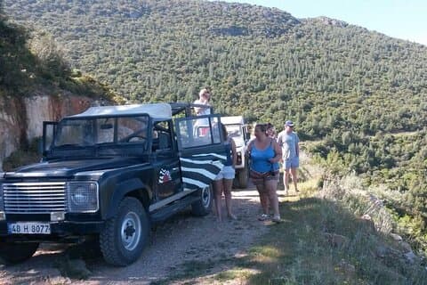 Tour privado de día completo en jeep por Bodrum con almuerzo