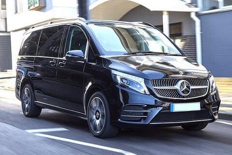 Private Transfer: Paris Airport CDG to Disneyland by Luxury Van