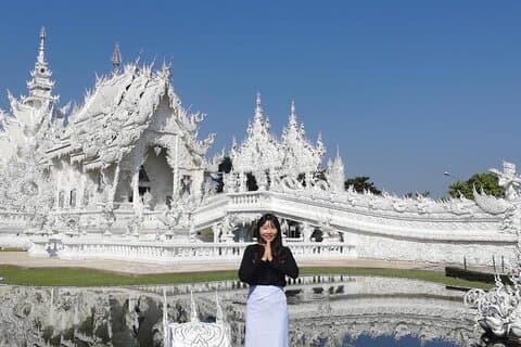 Chiang Rai All-Inclusive Tour: Hvide og blå templer + lang hals