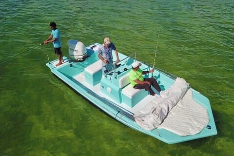 Pêche à la mouche Cancun Grand bateau 4 personnes plus équipage