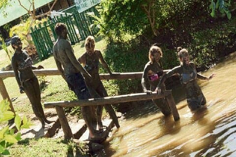 Half Day Nadi Tour-Mudpools, Gardens,Temple,Handicraft markets/LUNCH-Coral Coast