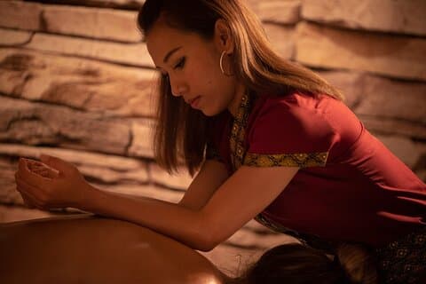 90 min Thai-Bali Fusion Massage at THAI SPA MASSAGE BARCELONA