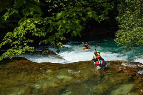 Packrafting af Mreznica-floden