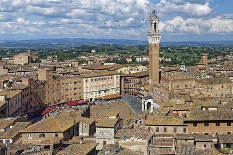 Heldags liten grupptur till Siena och Monteriggioni från Rom