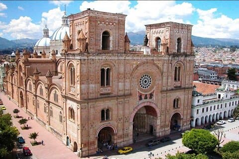 Cuenca City Tour at Night
