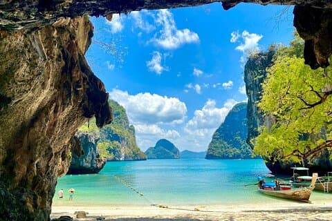 Excursion de plongée en apnée sur l'île de Hong en bateau à longue queue au départ de Krabi avec un point de vue à 360 °