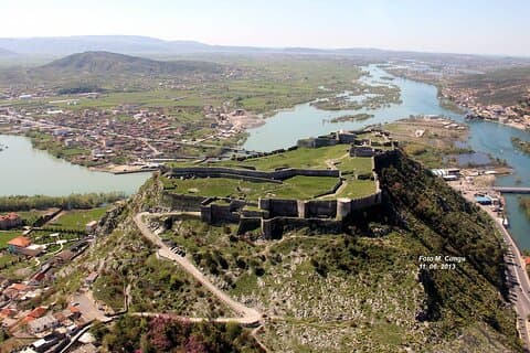 Privé dagtour van Shkodra & Skadar Lake vanuit Tirana