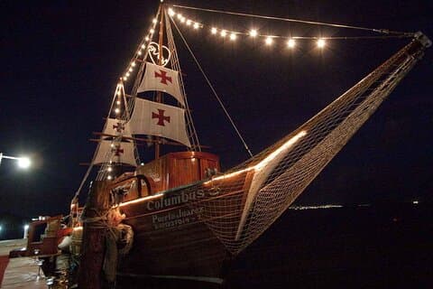 Erstaunliches romantisches Abendessen in Cancun auf einem spanischen Galeon die beste Sonnenuntergangsaktivität