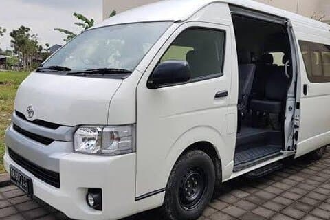 Private Transfer Airport To Kuta Area Toyota Hiace 16 Seats