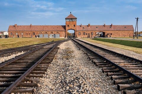 Auschwitz-Birkenau Memorial och Wieliczka saltgruva 1-dagstur