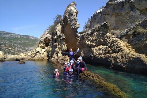 Premium All Inclusive Kayak & Coasteering & Snorkeling Giornata intera