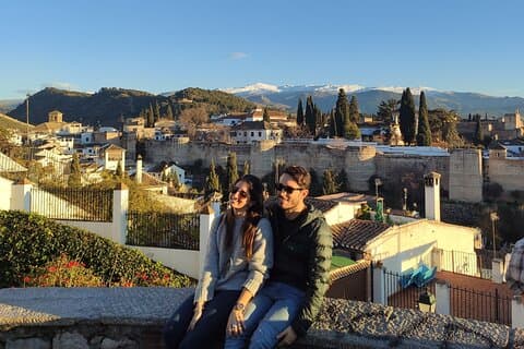 Private Alhambra-Tour und Nazaries-Paläste ab Sevilla mit Abholung