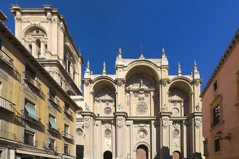Guided Walking Tour Three Cultures of Granada