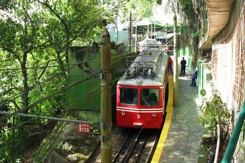 Tour guiado en tren Corcovado y Pan de Azúcar con traslado