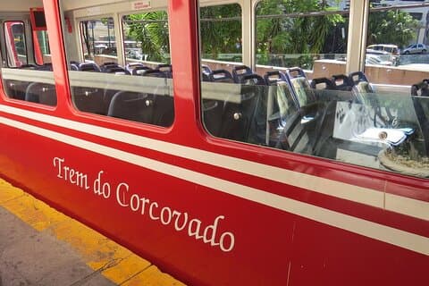 Corcovado Train og Parque Lage guidet tur med overførsel