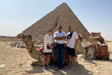 een niet te missen dag, de piramides van Gizeh, het Egyptisch Museum en de Souk