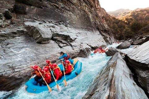 Un día de viaje en balsa a TRISHULI RIVER