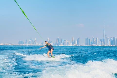 Experiência de wakeboard em Dubai