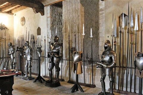 Castelo, vila medieval, jardim barroco veneziano, tour privado com degustação de vinhos