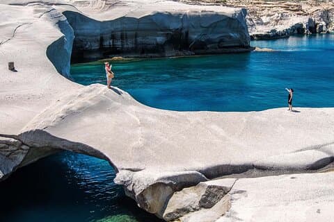 Visite privée de 10 jours à Milos, Naxos et Santorin