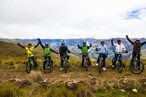 Tour en VTT Chinchero et lac Piuray