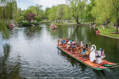 Besuchen Sie Boston & Cambridge: Private ganztägige Fahrt mit dem Auto