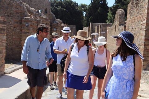 Tour a pie de 3 horas por Pompeya dirigido por un arqueólogo