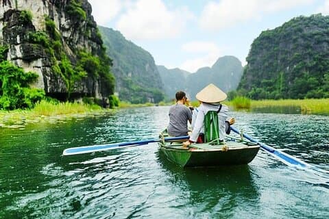 Hotell i nærheten av Hoa Lu – Mua Cave Full Day Tour