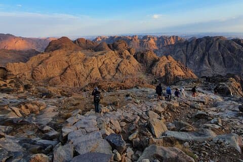シナイ山での 2 日間のプライベート ハイキングとキャンプ旅行