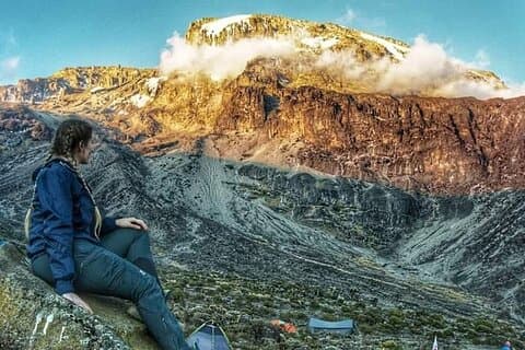7 dias de trekking no Monte Kilimanjaro pela Rota Machame