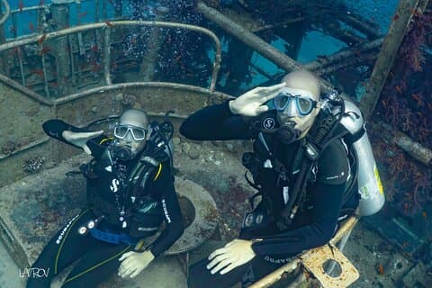 Open Water Diver Kurs [5 Tage / 18m] und fortgeschrittener Open Water Taucher [2 Tage / 30m]