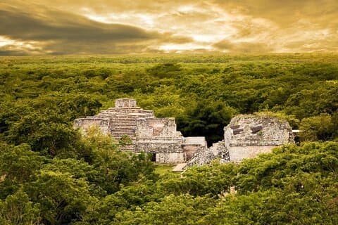 Mayautflykt till Ek Balam, Cenote Hubiku, Mayan Village och Valladolid