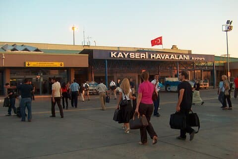 Kayseri Airport: Private Transfer to Cappadocia