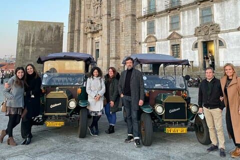 Porto: Private Tour of the Historic City in a Classic Ford T