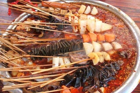 Excursão gastronômica a pé privada à noite em Xangai com degustações