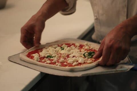 Walking Tour & Pizza Making
