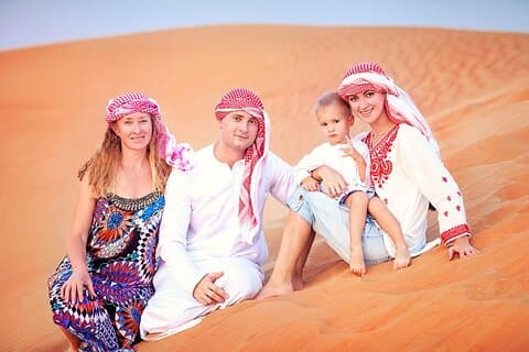 Private Red Dune Safari med grill, kamel ridning og traditionelle shows
