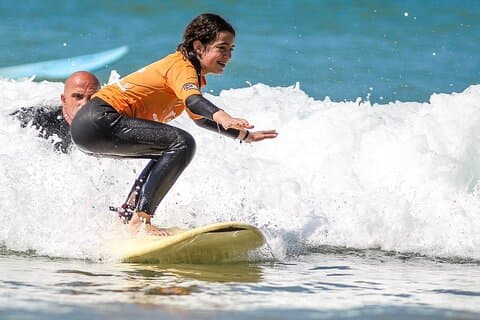 Lezioni di surf di gruppo