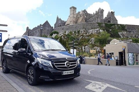 Private Tagestour zum Rock of Cashel, Cahir & Blarney Castle