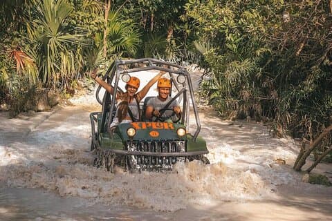 Private RoundTrip Transfer to Xplor Adventure Park from Cancun