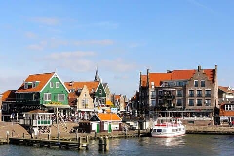 Private Day Trip to Keukenhof and Zaanse Schans