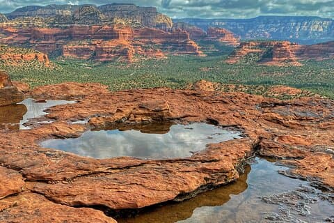 Sedona Sneak-a-Peak Hike With a Private Guide