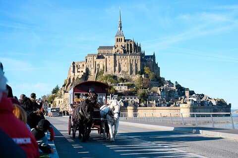 Private Experience Mont Saint Michel - Daytrip from Paris