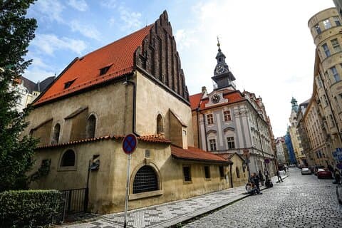 Excursão a pé privada pelas sinagogas de Praga e pelo bairro judeu